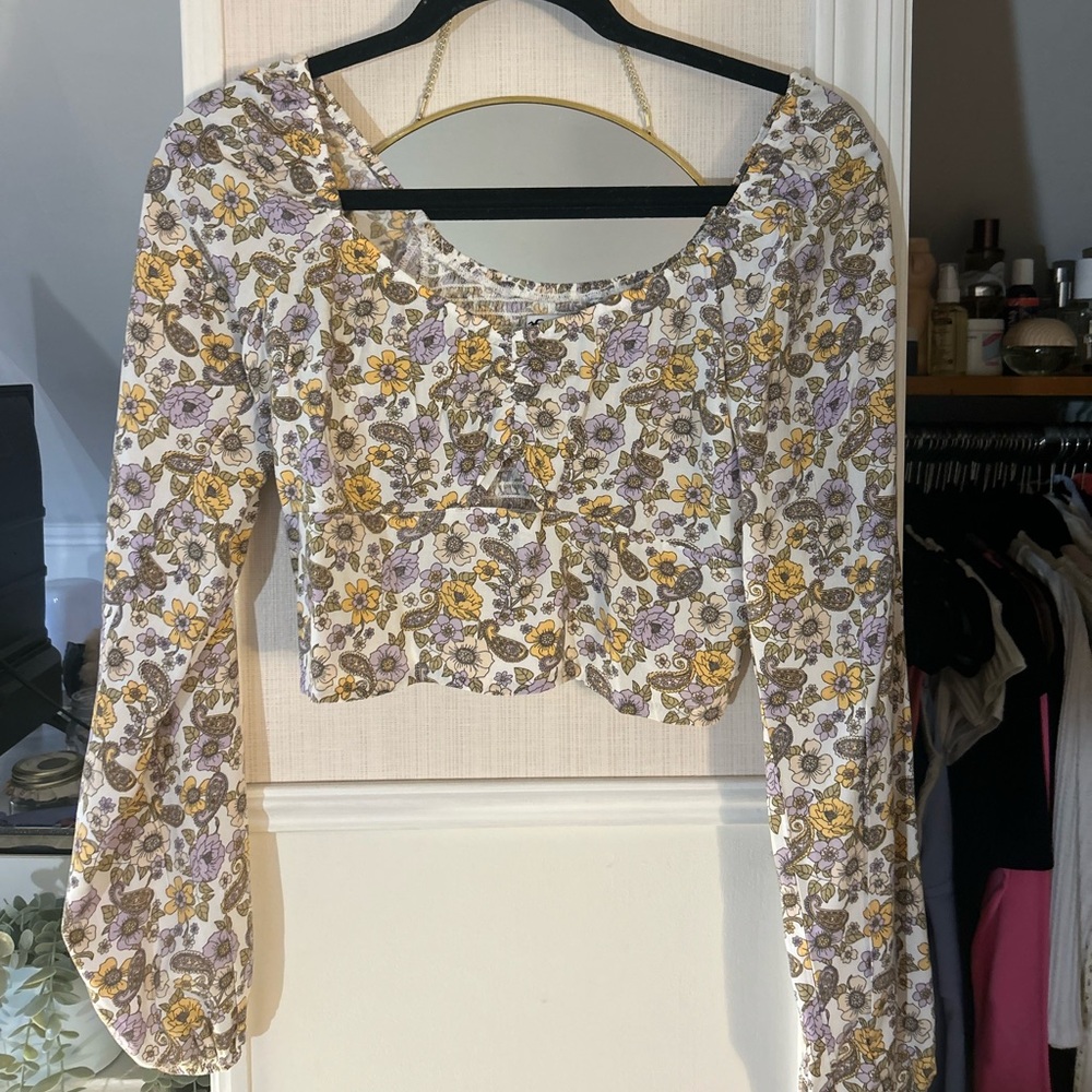 Hollister Floral Top